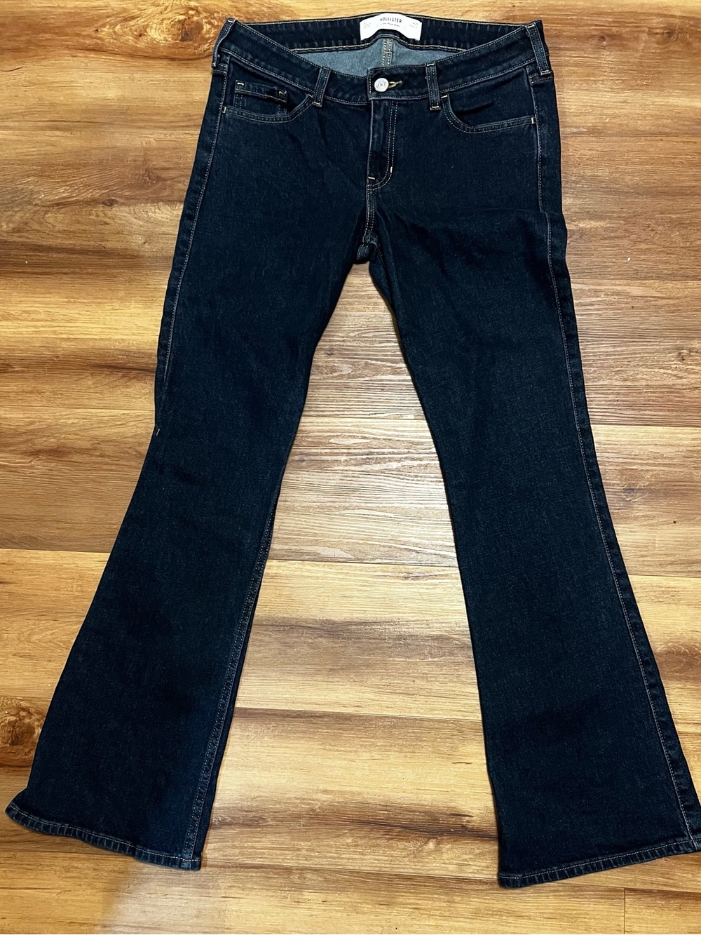 Hollister Women's Dark Blue Flare Jeans